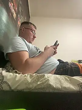 ionut9879 online show from December 19, 12:24 pm