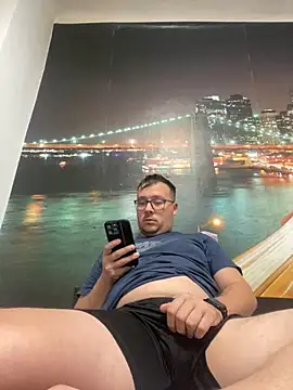 ionut9879 online show from November 6, 1:25 pm