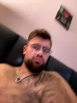 Snapshot of yxssxn24403 chatting on October 8, 6:07 am yxssxn24403 online show from October 8, 6:07 am