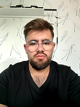 Snapshot of yxssxn24403 chatting on October 5, 12:31 pm yxssxn24403 online show from October 5, 12:31 pm