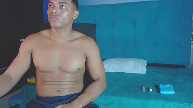 SexyBigCock01 online show from November 27, 1:04 pm