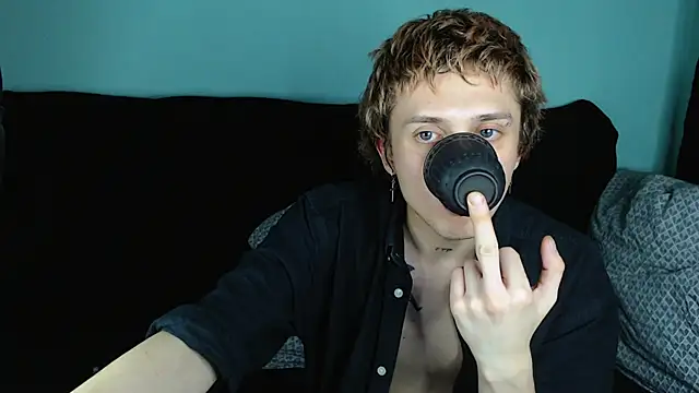 axxxturel online show from January 10, 6:38 pm