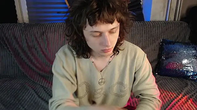 axxxturel online show from April 22, 3:50 pm