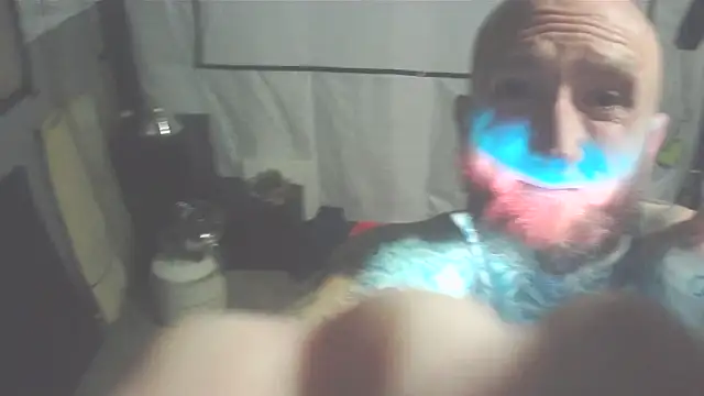 Smurfschmidt online show from December 18, 8:27 pm