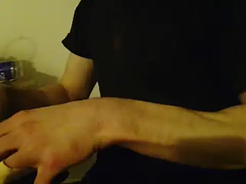 Snapshot of L0cKyseven77 chatting on February 22, 1:55 am L0cKyseven77 online show from February 22, 1:55 am