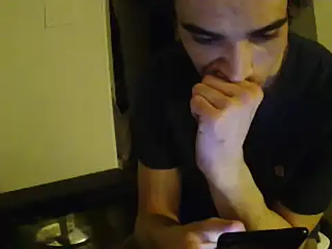 Snapshot of L0cKyseven77 chatting on February 8, 2:47 am L0cKyseven77 online show from February 8, 2:47 am