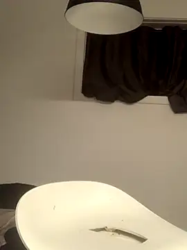 Snapshot of L0cKyseven77 chatting on December 4, 10:08 pm L0cKyseven77 online show from December 4, 10:08 pm