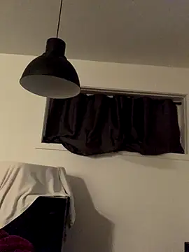 Snapshot of L0cKyseven77 chatting on December 9, 1:07 am L0cKyseven77 online show from December 9, 1:07 am