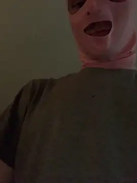 Snapshot of L0cKyseven77 chatting on December 8, 8:51 am L0cKyseven77 online show from December 8, 8:51 am