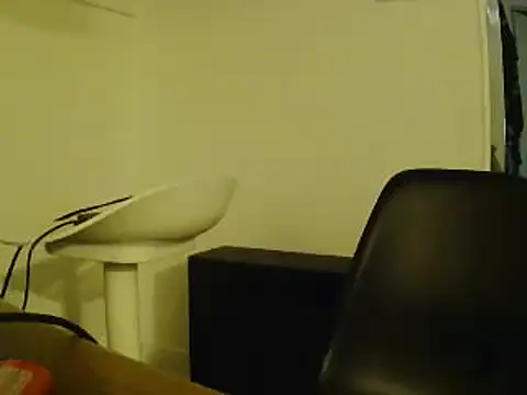 Snapshot of L0cKyseven77 chatting on January 31, 2:58 am L0cKyseven77 online show from January 31, 2:58 am