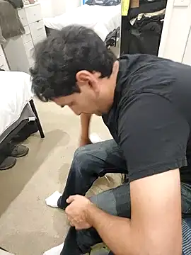 khriztiam  online show from February 27, 7:20 am