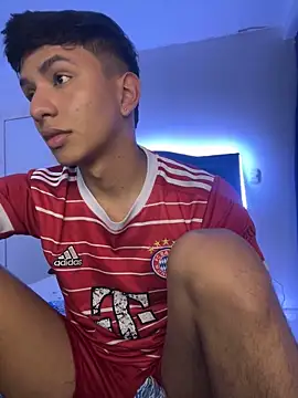 Leonarrrd 01 online show from January 30, 1:55 am