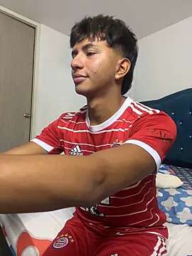 Leonarrrd 01 online show from September 27, 12:52 am