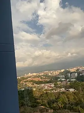 Leonarrrd 01 online show from February 8, 10:19 pm