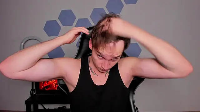 Chris Tyson online show from October 22, 9:18 pm