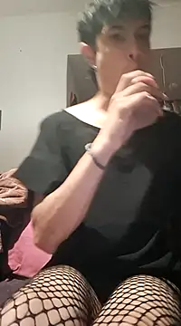 LYZBORNHD online show from February 27, 10:53 pm