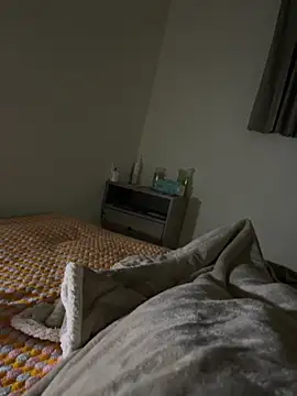 Snapshot of A6229 chatting on December 15, 1:11 pm A6229 online show from December 15, 1:11 pm