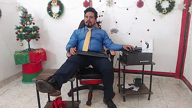 KalethBigDick online show from November 15, 9:22 am