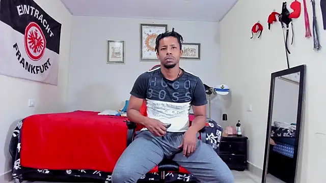 AlejoKhalifa  online show from December 3, 10:43 am