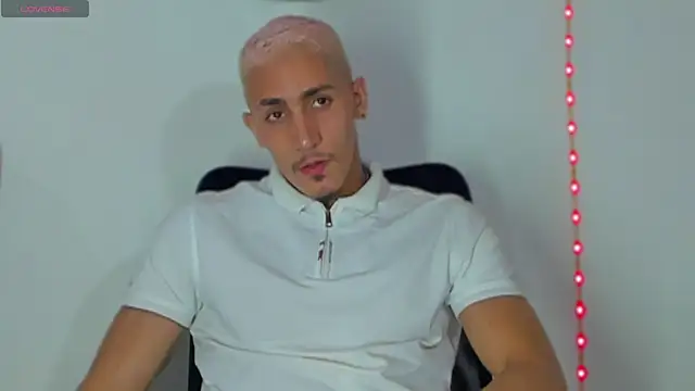 MikeRoss7777 online show from February 17, 2:53 am