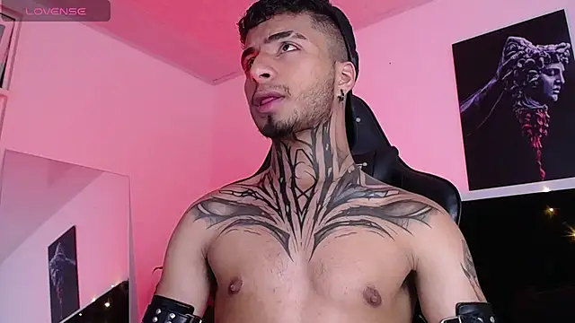 JuanCamiilo 66 online show from February 14, 3:22 am