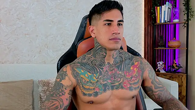 AdanReilly online show from March 20, 8:56 pm