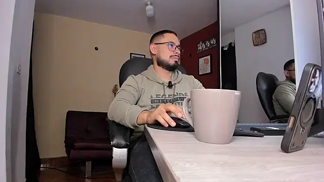 thesexlawyer1 online show from April 4, 4:31 am