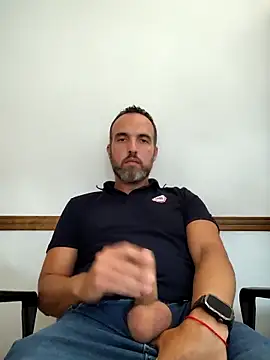 leon3875 online show from February 2, 3:20 pm