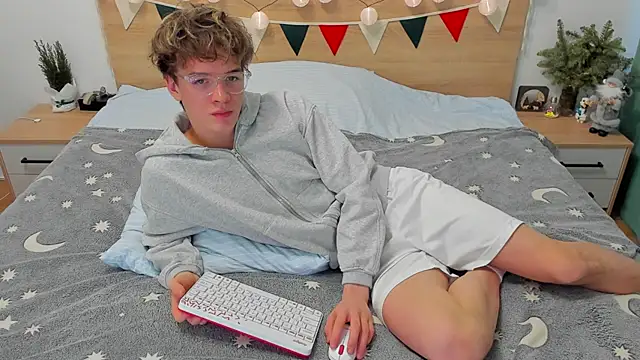 Fandi 777 online show from January 17, 11:38 am