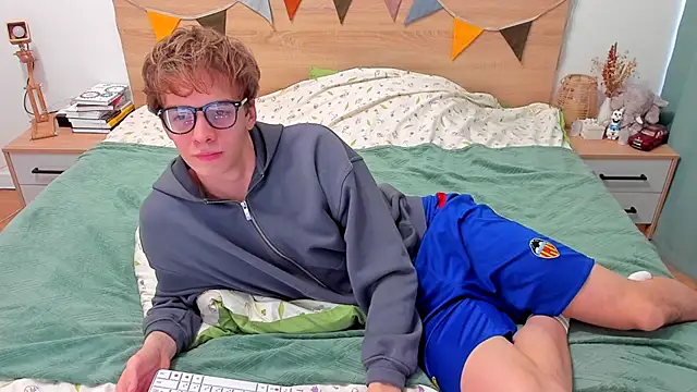 Fandi 777 online show from October 5, 1:04 pm