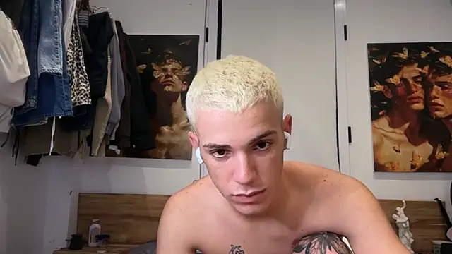 Cristian Delgado online show from February 3, 6:51 am