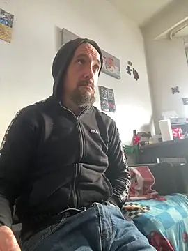 branleurbidu90 online show from January 6, 9:24 am