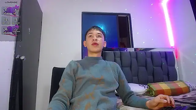 Snapshot of Mr_daren_ chatting on February 15, 5:17 pm Mr daren  online show from February 15, 5:17 pm