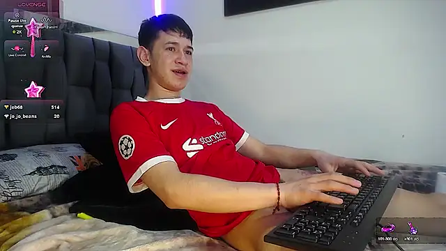 Snapshot of Mr_daren_ chatting on March 20, 1:02 am Mr daren  online show from March 20, 1:02 am