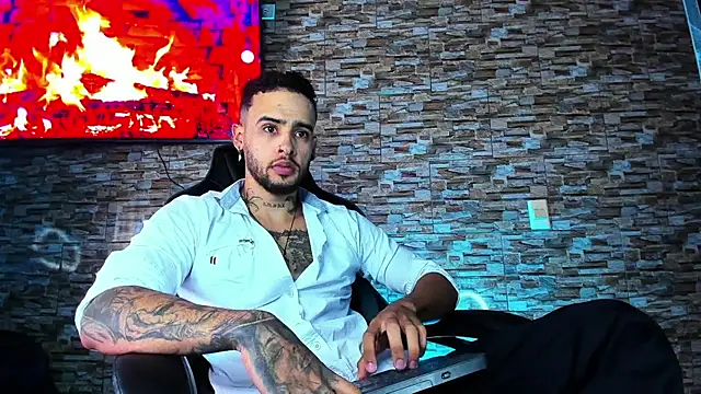 Seth Owner online show from January 14, 2:00 pm