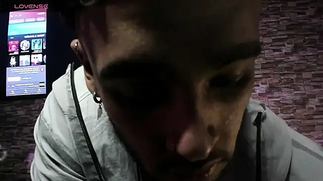 Seth Owner online show from December 9, 1:46 pm