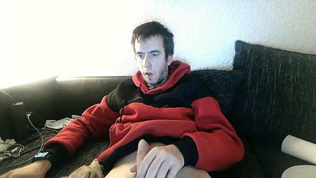 Snapshot of Drummer112 chatting on October 24, 8:43 pm Drummer112 online show from October 24, 8:43 pm
