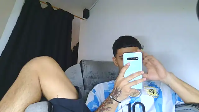 Skartoliver online show from October 3, 3:50 pm