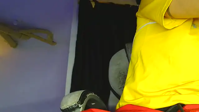 Skartoliver online show from October 2, 12:20 pm