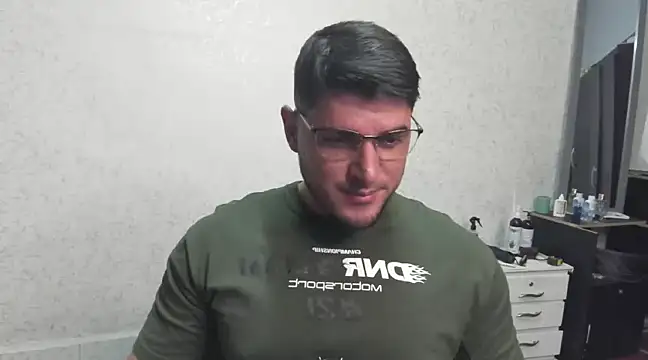 Teilor Creed online show from February 3, 7:42 pm