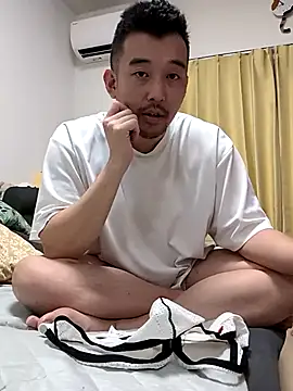 Snapshot of KOUHEY2023 chatting on February 6, 1:43 pm KOUHEY2023 online show from February 6, 1:43 pm