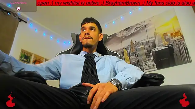 Snapshot of BRAYHAMBROWN chatting on September 15, 10:22 pm BRAYHAMBROWN online show from September 15, 10:22 pm