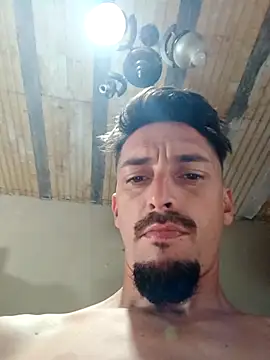 Snapshot of puak6666 chatting on October 17, 2:10 pm puak6666 online show from October 17, 2:10 pm