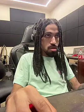 hotcamboy420 online show from February 25, 5:52 am