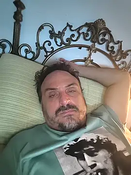 Snapshot of italovene chatting on September 24, 10:52 pm italovene online show from September 24, 10:52 pm