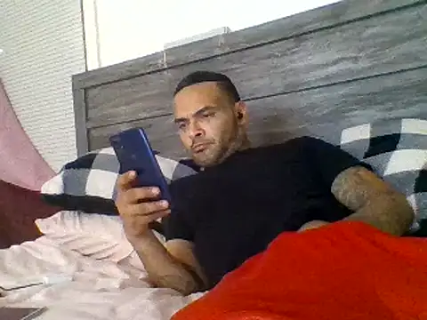 Houstonslong1 online show from February 7, 5:18 pm