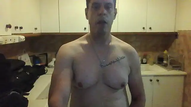 giorgosthonggayyy online show from October 17, 4:00 pm