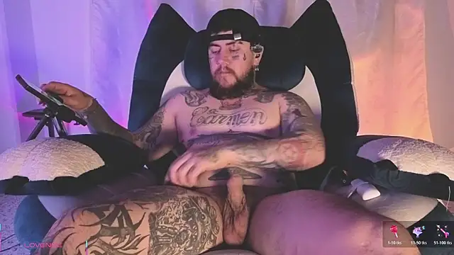 Ash gusbig online show from April 22, 3:57 am