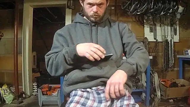 Bigoleslong98765 online show from March 8, 11:14 am