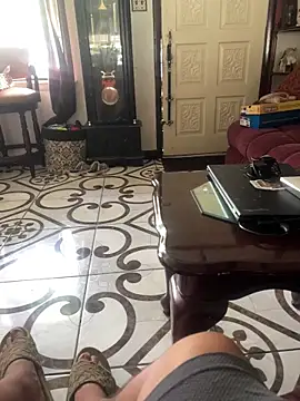 UKNOW lol online show from April 30, 8:57 pm